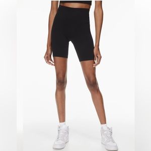 Tna Chill Atmosphere Hi-Rise 7" Short